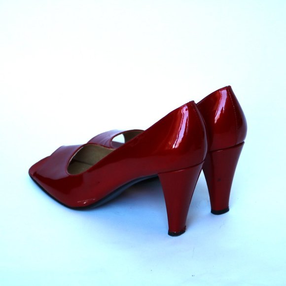 Vintage 80s Red Patent Leather Peep Toe Pumps EUC Size 7 - Picture 4 of 11